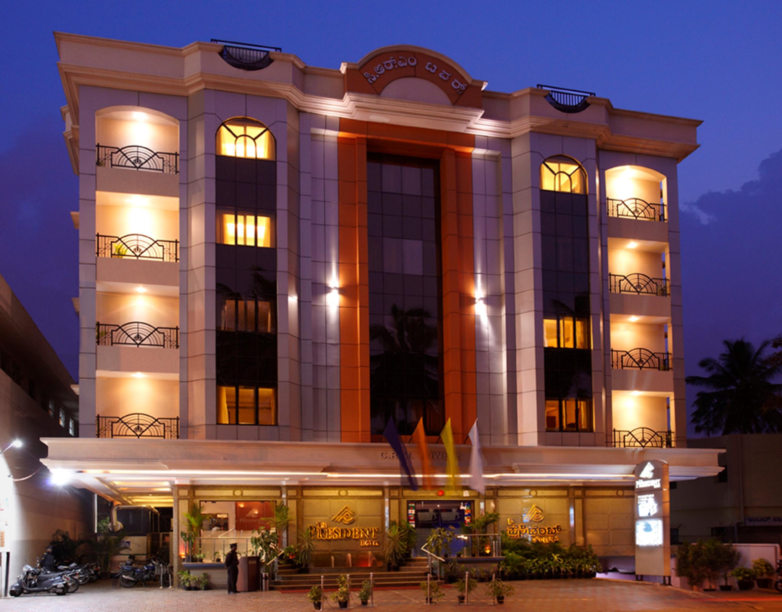 The President Hotel Бангалор Екстериор снимка